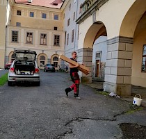 Brigáda na zámku